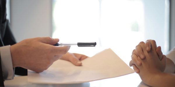 Abogado especialista en asesoramiento laboral, casos de despido, accidentes y enfermedades laborales